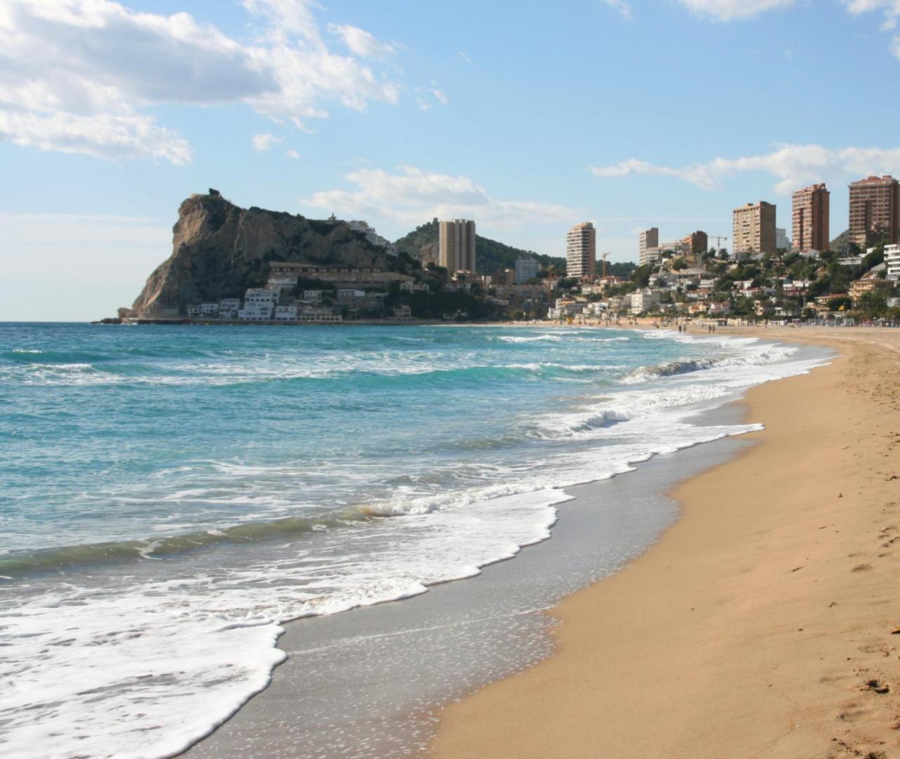 Fmm Apartamentos La Nucia Benidorm Holidays Apartments Luaran gambar